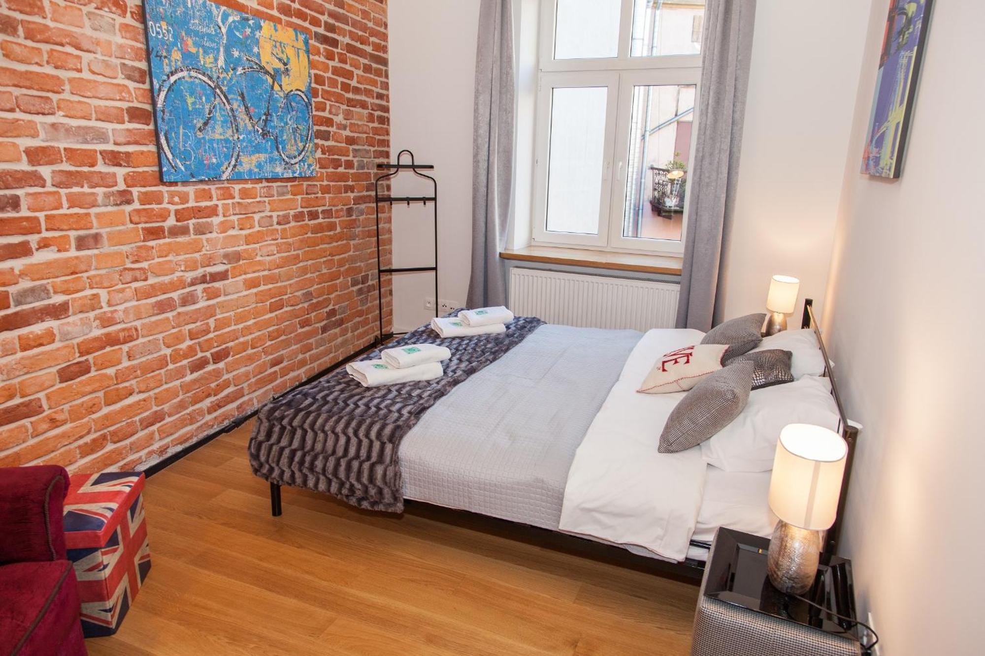 Deluxe Apartment
