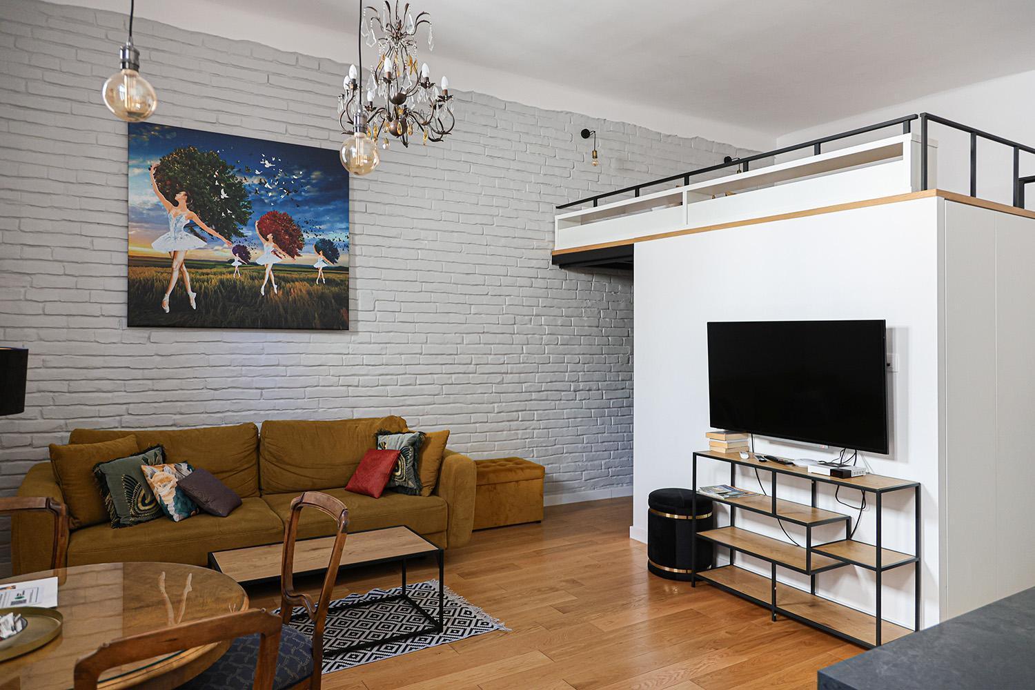 Deluxe Apartment