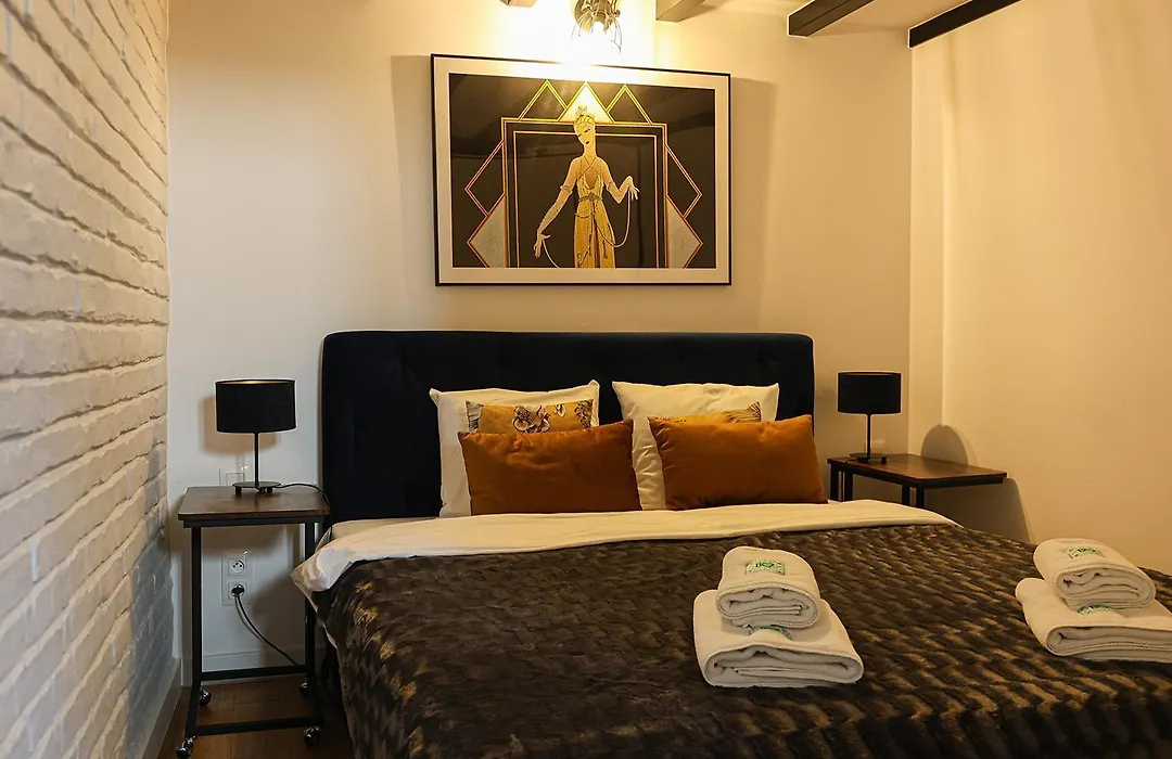 Bc7 Apartments-1